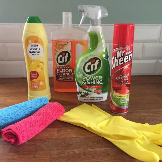 Cleaning products ready for cleaning with hassle.com