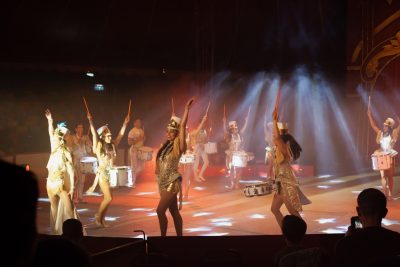 circus performers at Gandeys Circus